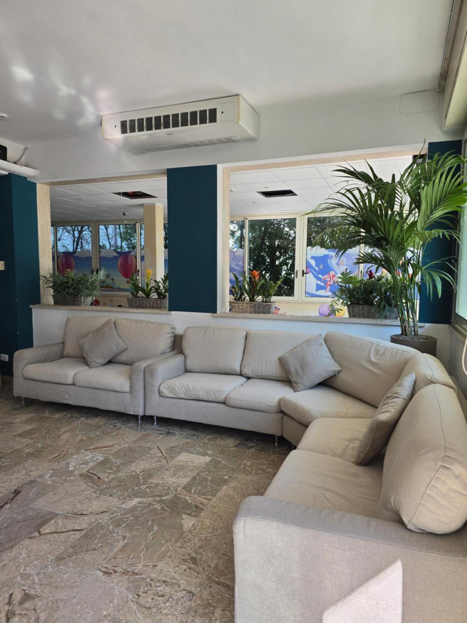 Hotel Helios Beach ميلانو ماريتيما المظهر الخارجي الصورة