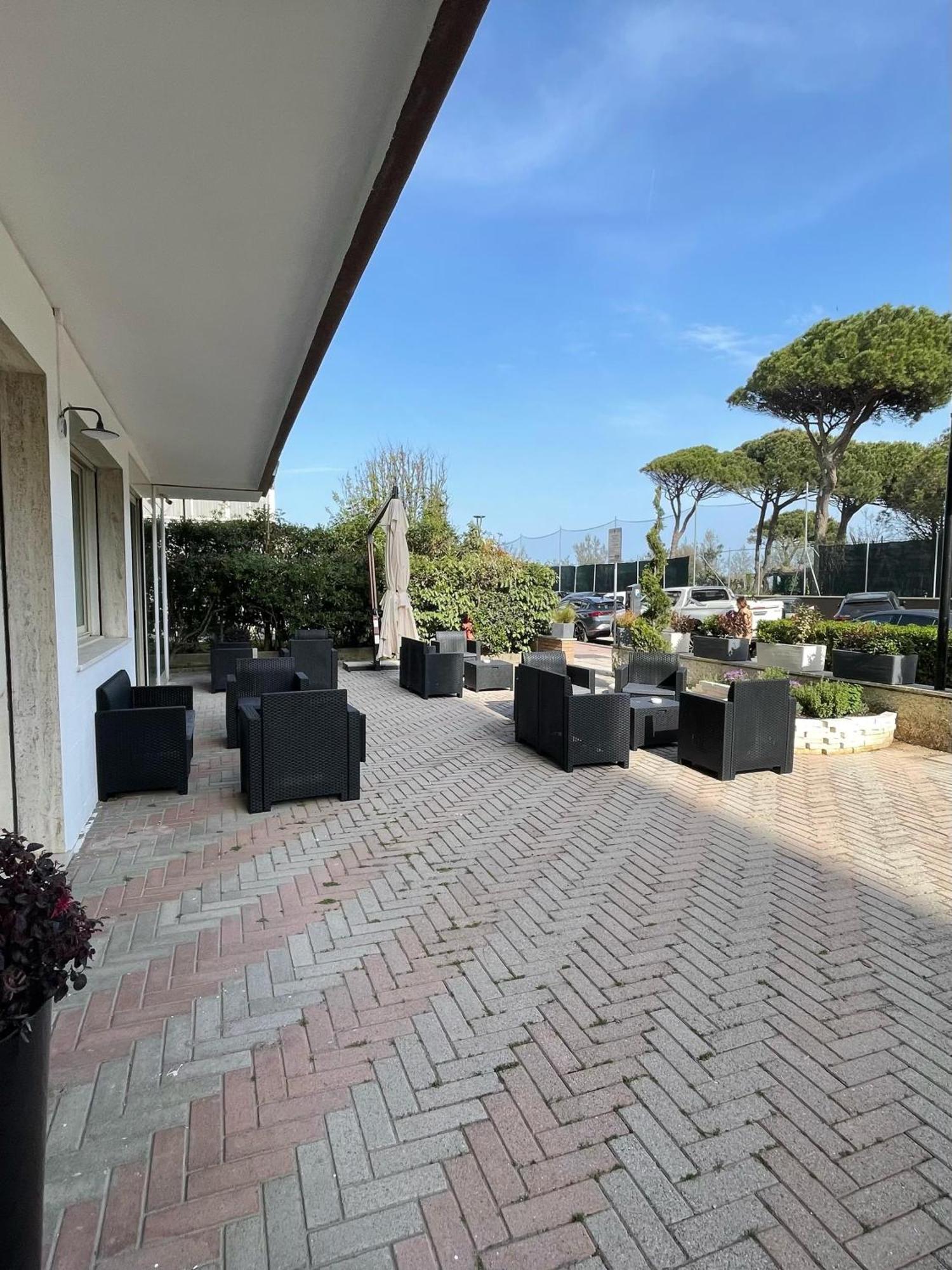 Hotel Helios Beach ميلانو ماريتيما المظهر الخارجي الصورة