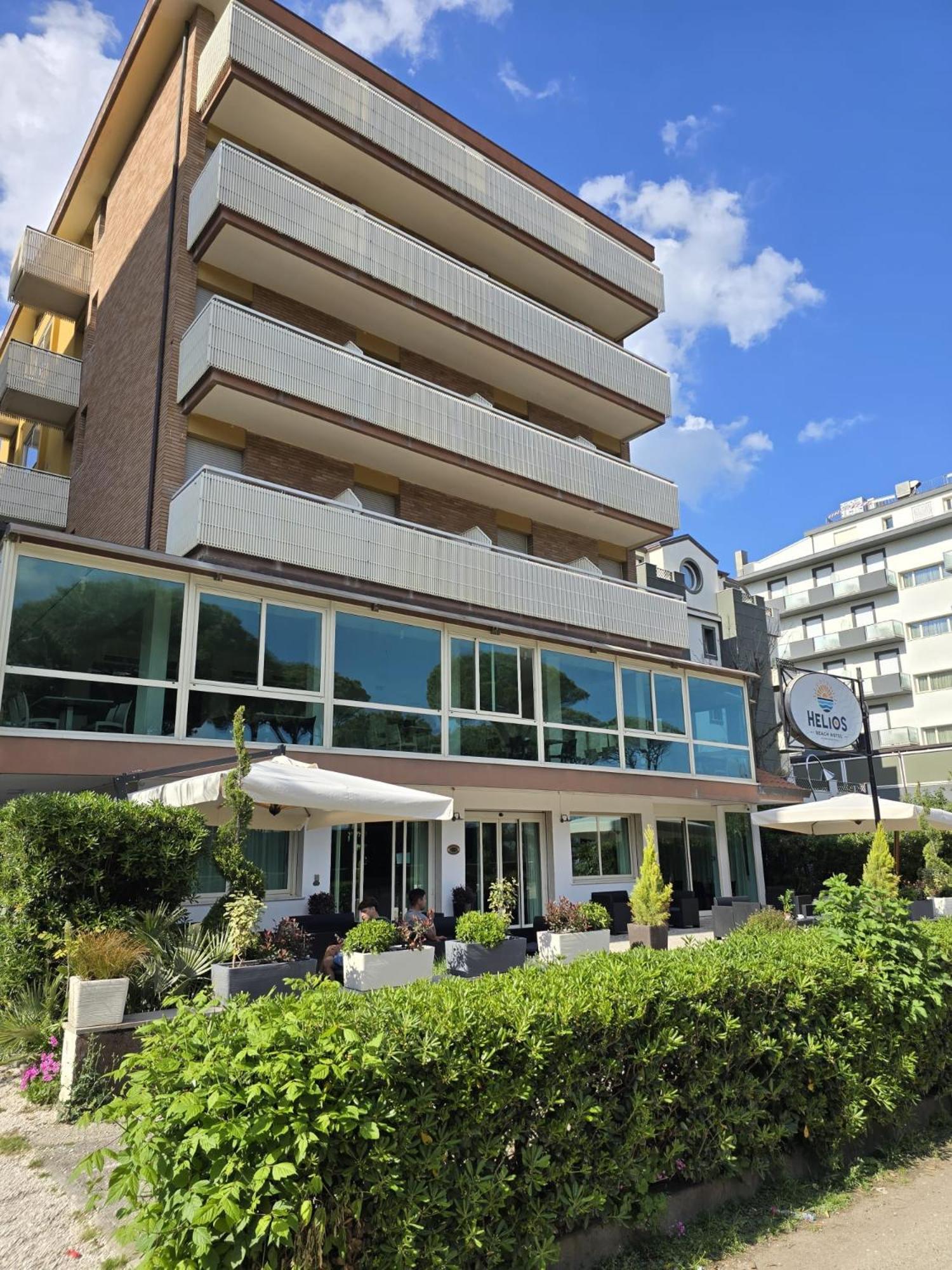 Hotel Helios Beach ميلانو ماريتيما المظهر الخارجي الصورة