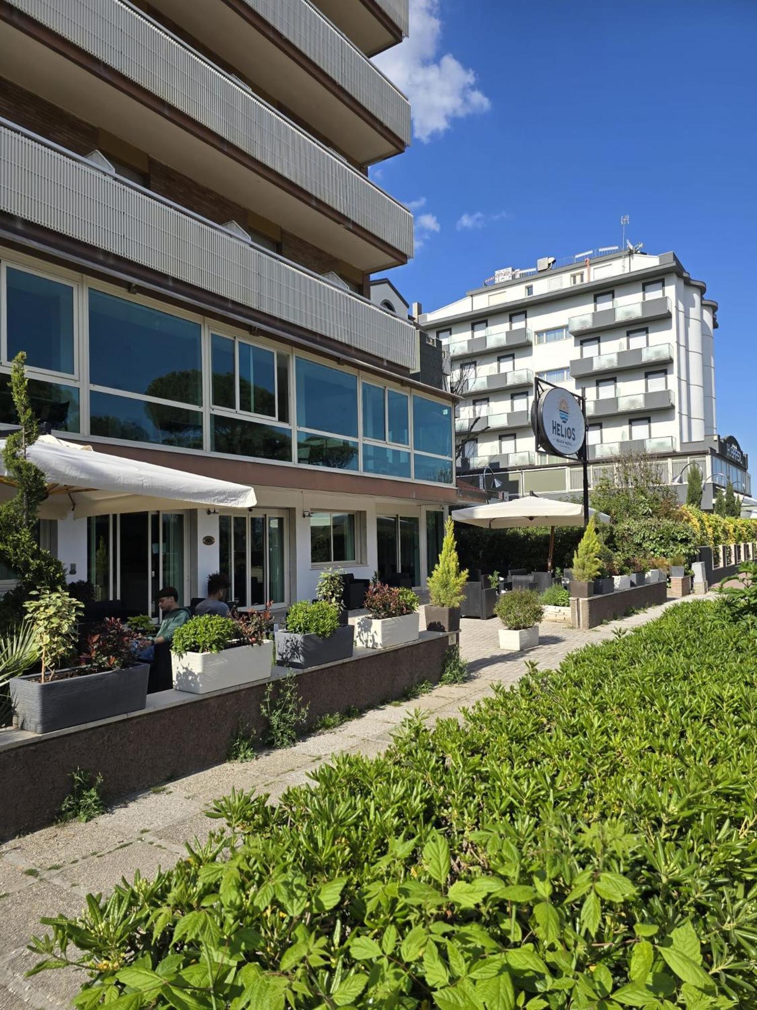 Hotel Helios Beach ميلانو ماريتيما المظهر الخارجي الصورة
